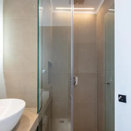 شقة فندقية Rea 3*