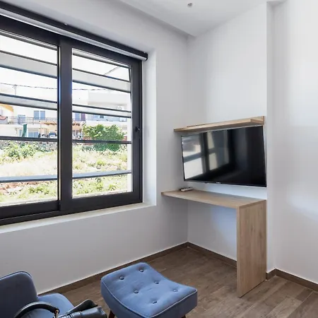 Rea Aparthotel Rethymno