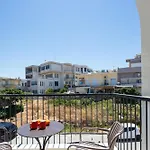 Rea Aparthotel