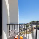 Rea Aparthotel 3*
